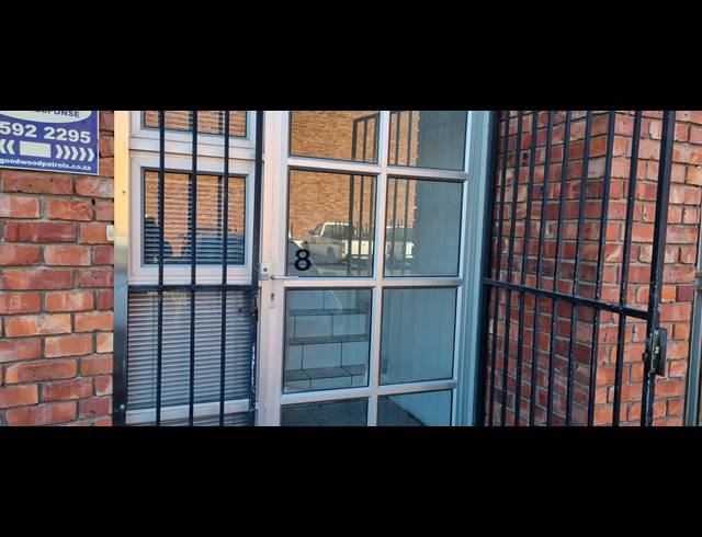 293M² WAREHOUSE TO LET IN BEACONVALE